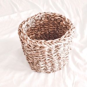 Soft Vintage Handwoven Wicker Plant Basket
